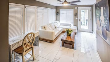 House, Patio | Living area