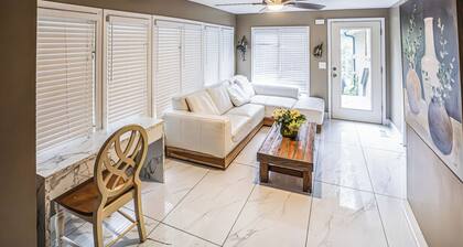 Moss drive retreat - Close to the woods
