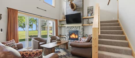 Smart TV y chimenea