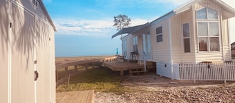 Cozy 1-bedroom bungalow on Boggy Bag in Keaton
