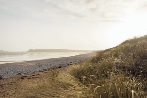 Tenby South Beach Hideaway with Parking