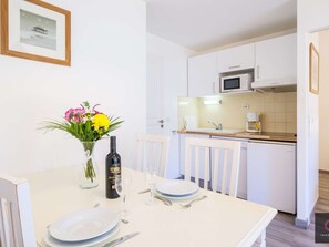 Dining - Cozy apartment near the lake - 4 guests (Parentis-en-Born)