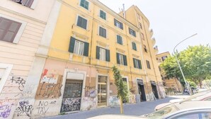 Exterior - Delightful little house to discover the truest and most popular Rome in the heart of Pigneto (Roma RM)