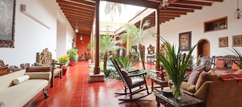 w Spacious 12br Stay w Pool BBQ in Pachacamac