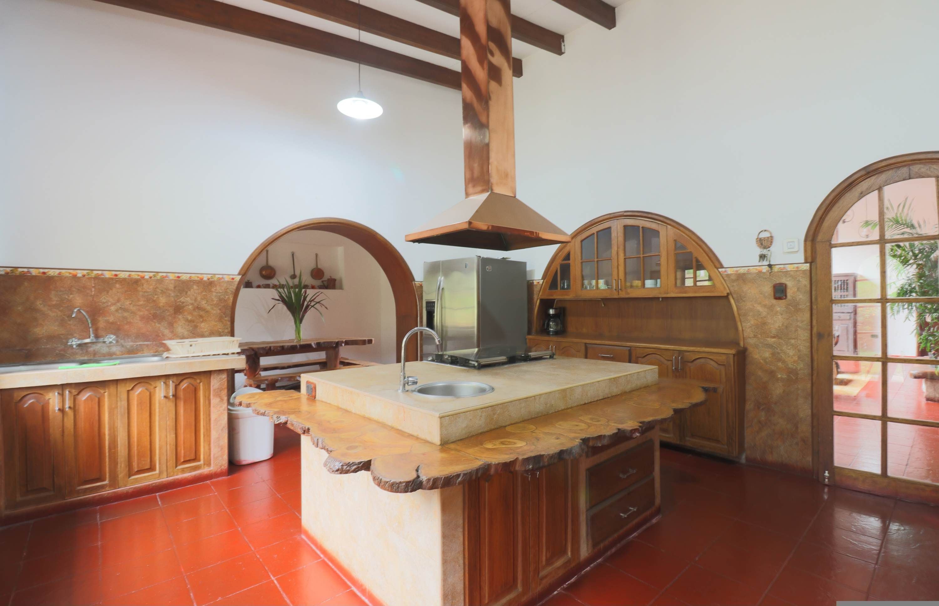House | 12 bedrooms, Internet
