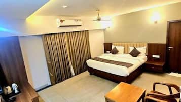 Premium Double Room, Balcony, City View | Free WiFi