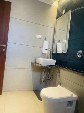 Bathroom - Casa Sevara (VAGATOR)