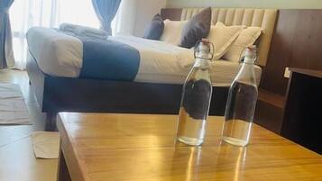 Habitación Deluxe doble, balcón, vistas a la ciudad | Wifi gratis