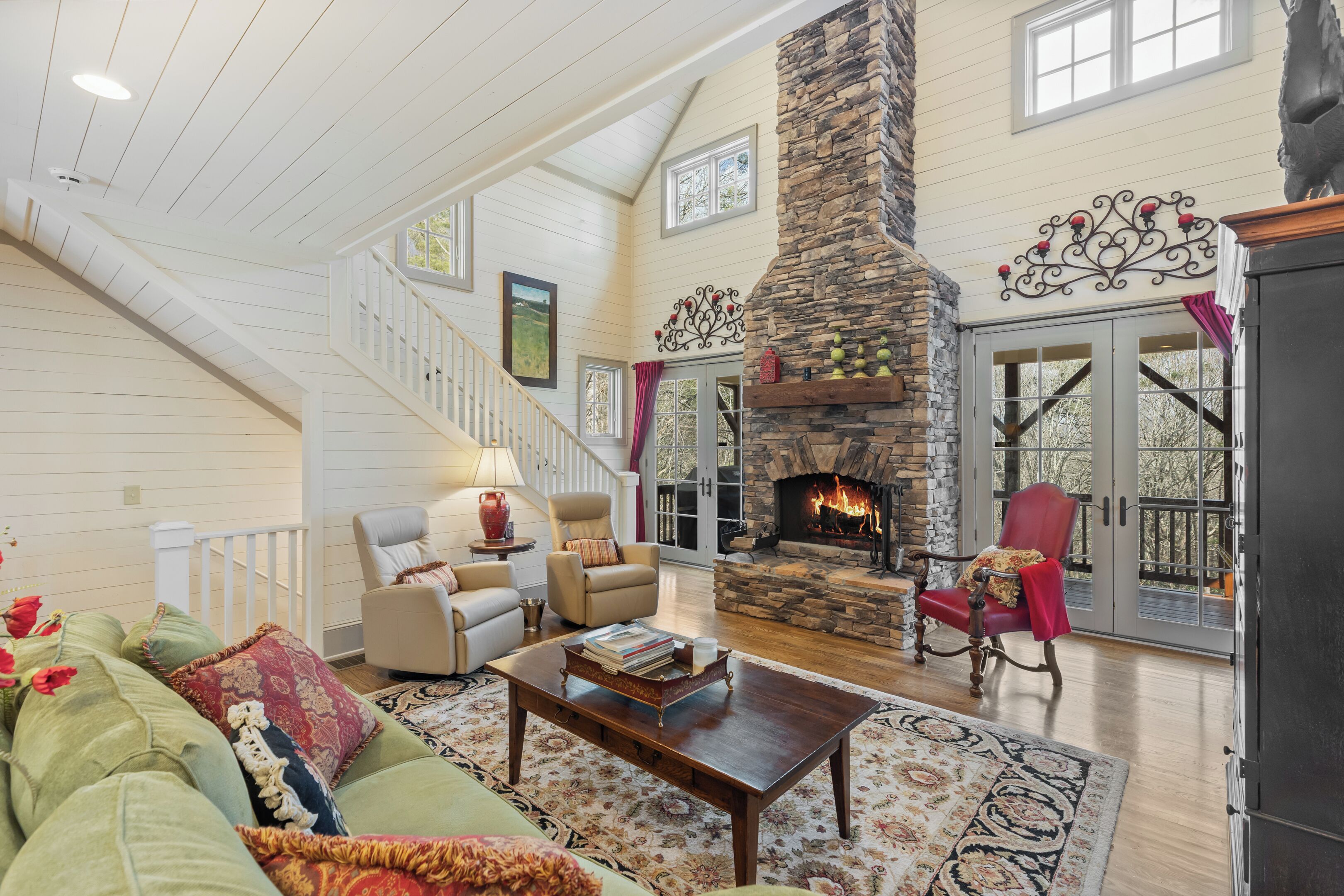 Smart TV, fireplace, printers