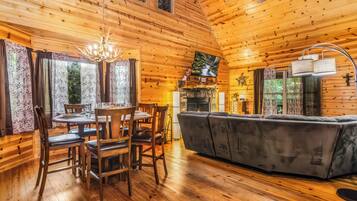 House, Mountain View | Dining room