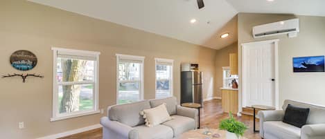 House (1 Bedroom) | Interior
