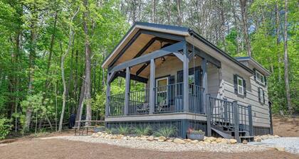 Fire Pit & Porch! Franklin Cabin in Private Meadow