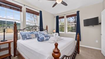 Travel cot, Internet, bed sheets