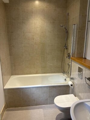 Apartment | Bathroom - Mitre  (Knaresborough)