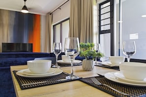Departamento Premium, 2 habitaciones, en el área del jardín | Servicio a la habitación