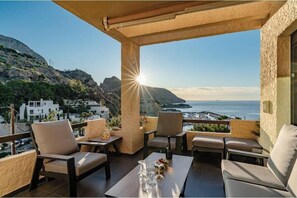 Property grounds - An exclusive retreat with views and a year-round pool (Altea)