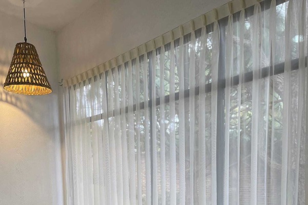 En el sitio,Area de estar,Área para café / té,Área y comodidades,Hidromasaje/jacuzzi,Ubicación,Vista (de la propiedad / habitación),Vista del Jardín