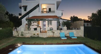 One beautiful accommodation with good atmosphere & comforts!!!