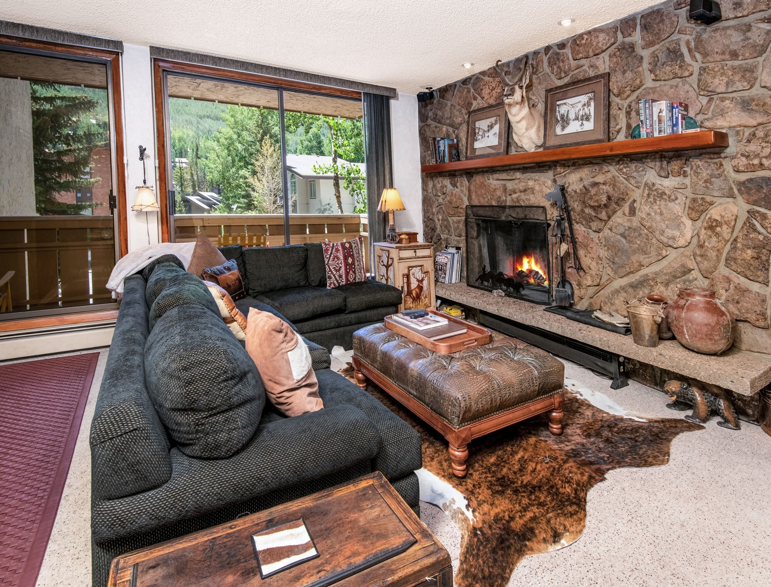 Condo, 2 Bedrooms | Living area | Smart TV