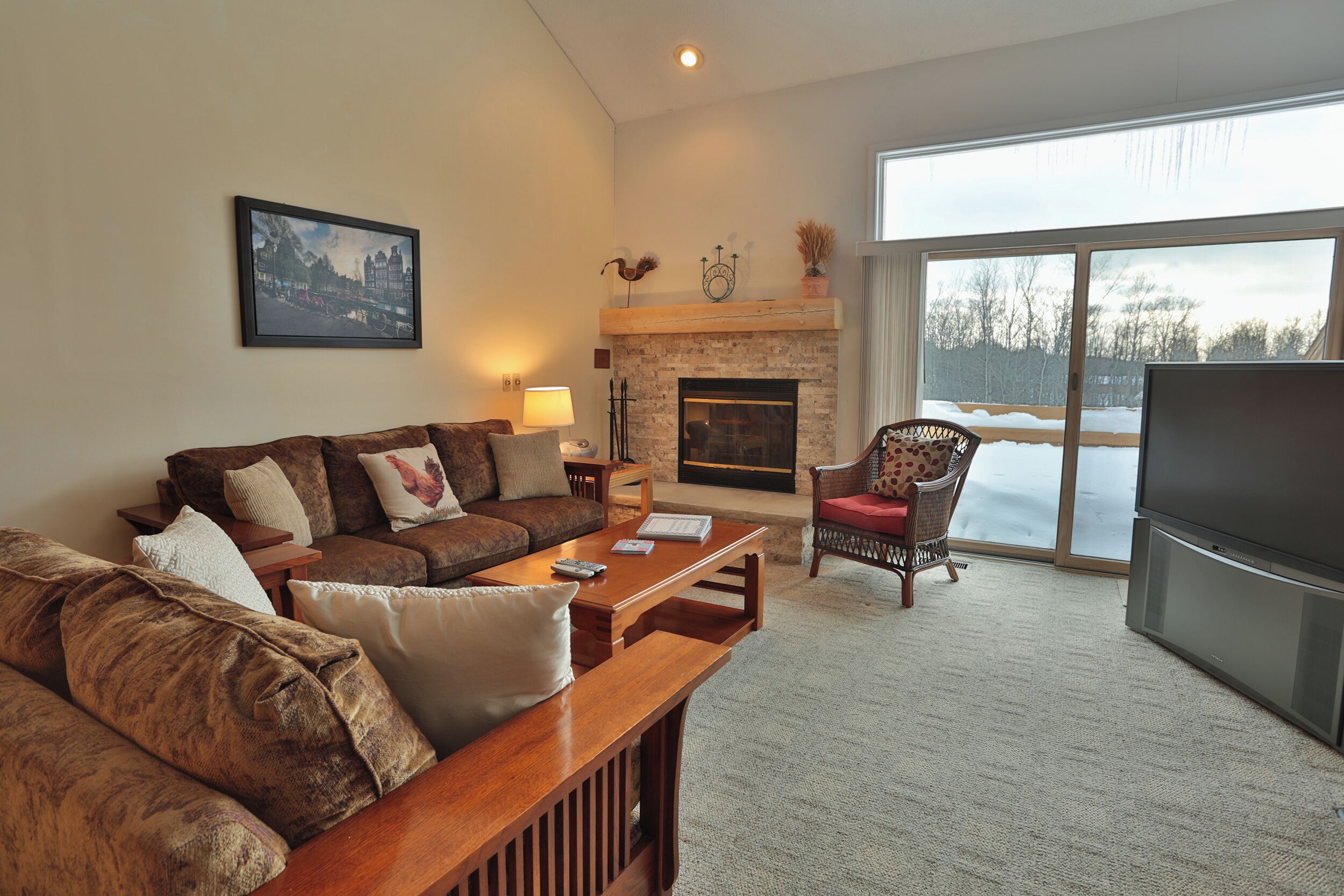 Spacious 3 Bdrm With Loft, 2 Bath, 1630 Sq Ft.  Many Onsite Amenities With Golf/skiing Near By! - Harbor Springs, MI