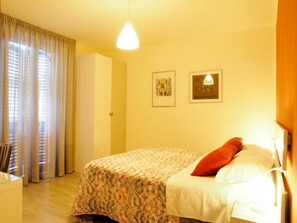 Comfort Double or Twin Room, Balcony, City View - B&B La Rocca  (Spoleto)