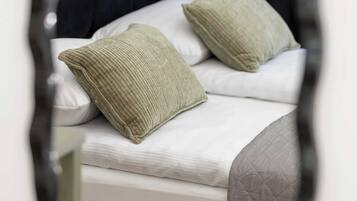 Iron/ironing board, travel crib, WiFi, bed sheets