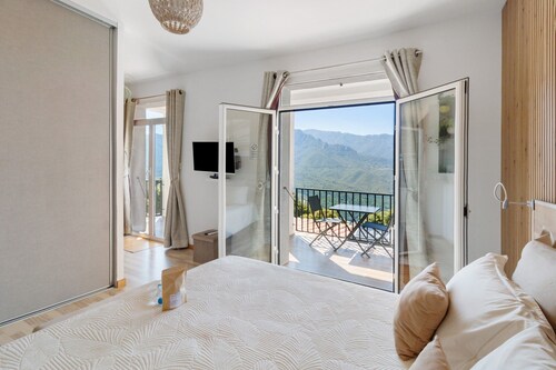 Guest Room in Tavaco, Corse-du-Sud – Double Room
