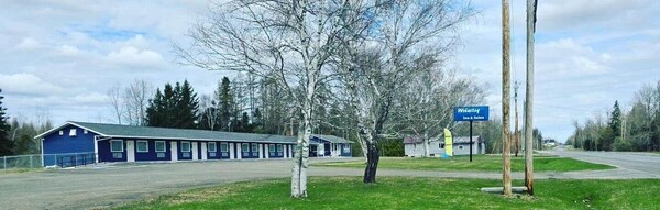 Wolastoq Inn And Suites - Maine