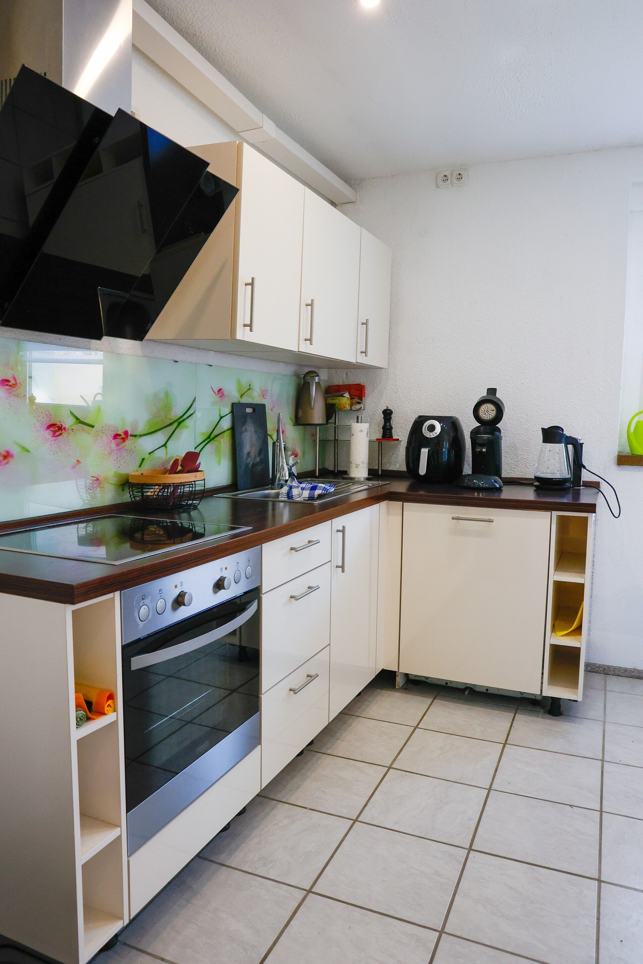 Refrigerador, horno, placa de cocina, lavavajillas