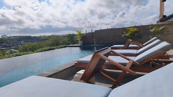 Villa | Terrace/patio
