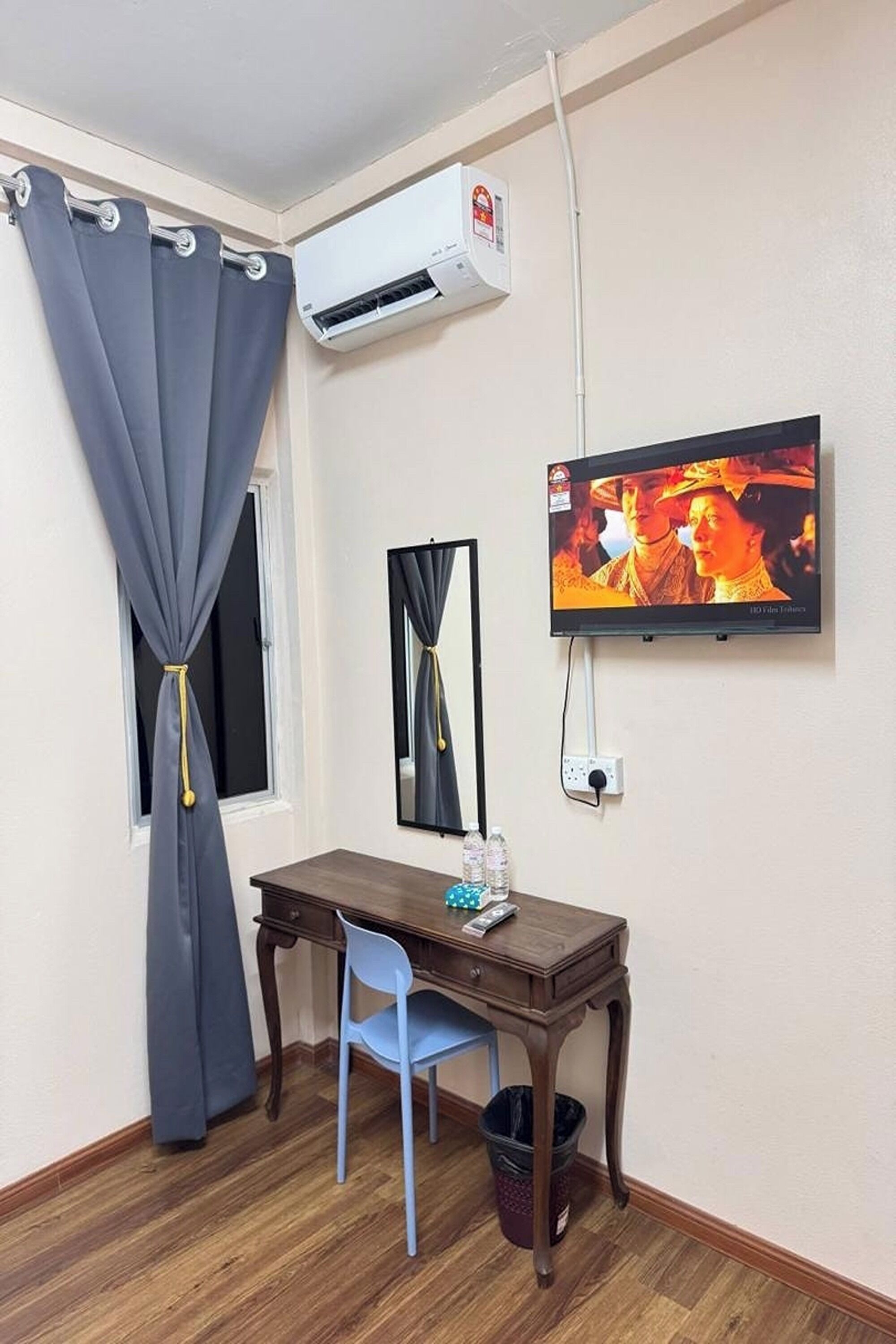 Desk, iron/ironing board, free WiFi, bed sheets