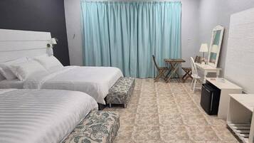 Chalet Keluarga, pemandangan laut | Meja kerja, setrika/meja setrika, Wi-Fi gratis, dan seprai linen
