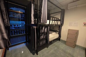 Ảnh chưa phân loại, 3 trong số 50 ảnh, nút