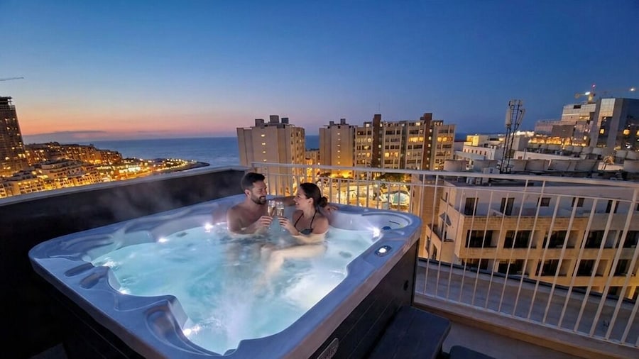 Zyra Hotel St. Julians