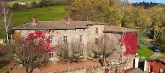 Château de Charfetain, 17th century estate with several charming outbuildings.