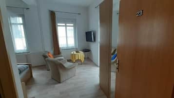 Basic Double Room | Interior