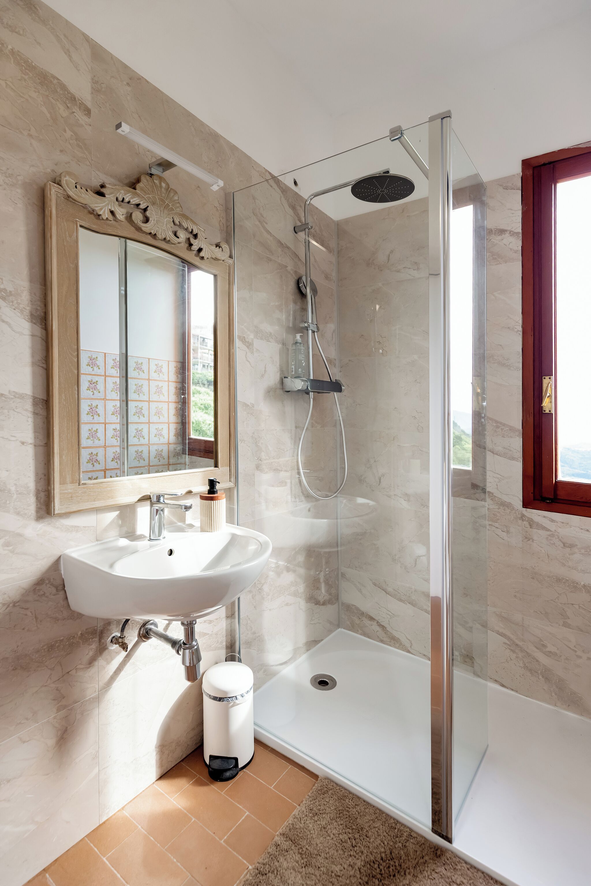 Comfort Double Room, Balcony, Mountain View | Bathroom