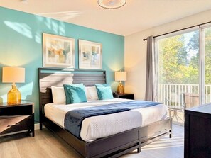 Iron/ironing board, travel cot, free WiFi, bed sheets - Private Pool, Balcony & BBQ Area Short Walk to Clubhouse (Clermont)
