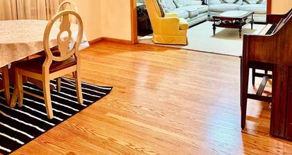 Spacious 3BR apt | 20 Min MetLife | Near NYC & EWR