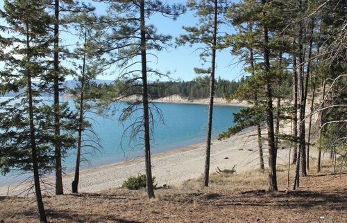 An amazing property on the West Kootenai. On 3.6 acres, this cabin is 2700 sq ft
