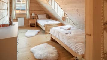 2 bedrooms, individually furnished, bed sheets