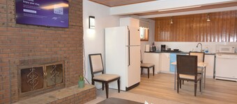2 beds,1 bath, own kitchen, own laundry and separated entrance in Medicine Hat
