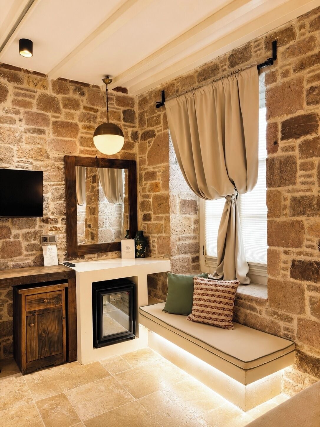 Standard Double Room | WiFi (free)