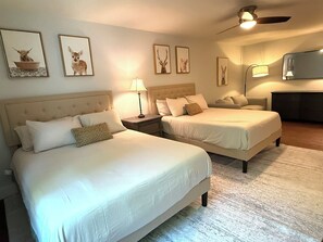 5 chambres, fer et planche à repasser, Wi-Fi, draps fournis