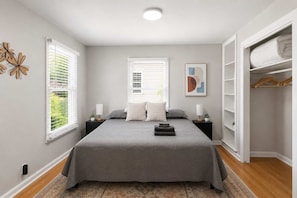 Desk, iron/ironing board, travel crib, WiFi