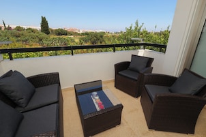 Apartamento, balcón | Terraza o patio