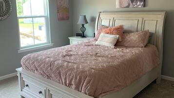 3 bedrooms, WiFi, bed sheets