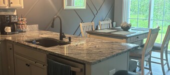 Spacious 3-bedroom townhome in serene Hamburg with AC close to all amenities