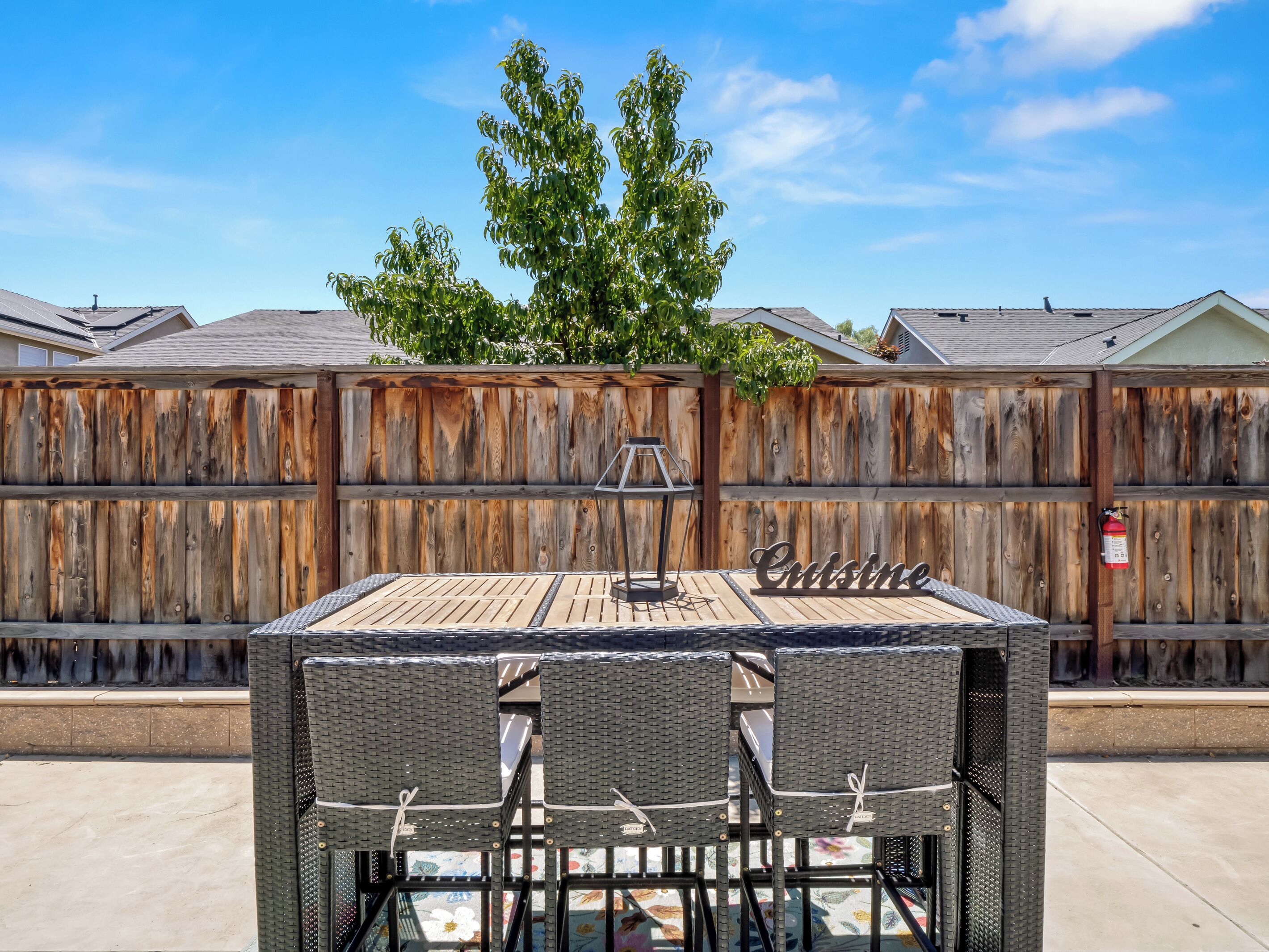 Outdoor dining