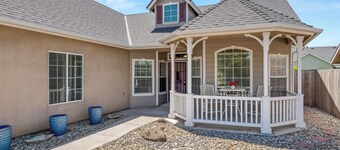 Spacious 6-bedroom house in marvelous Fresno with cool AC